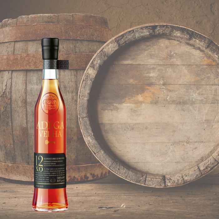 Aguardente Adega Velha 12 Anos XO 500ml